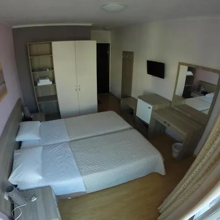 Hotel Titania Sarandë